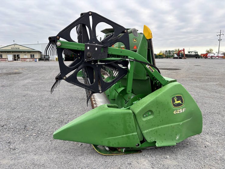 john-deere-625f-image-3