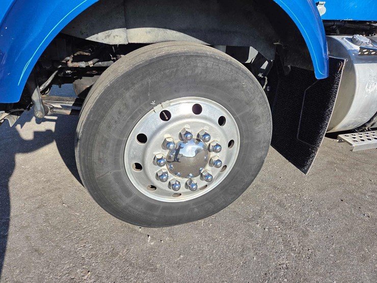 kenworth-t800-image-8