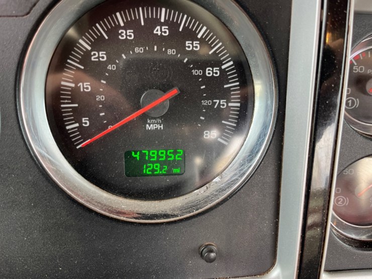 2007-kenworth-t800-image-21