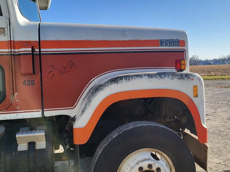 1979-international-transtar-4300-image-49