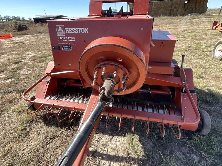 2001-hesston-4590-image-14