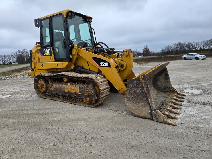 caterpillar-953d-image-46