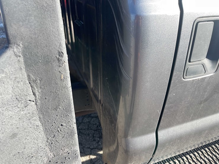 ford-f250-xlt-image-24