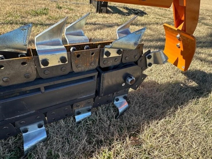 2025-wolverine-hydraulic-skid-steer-trencher-image-6