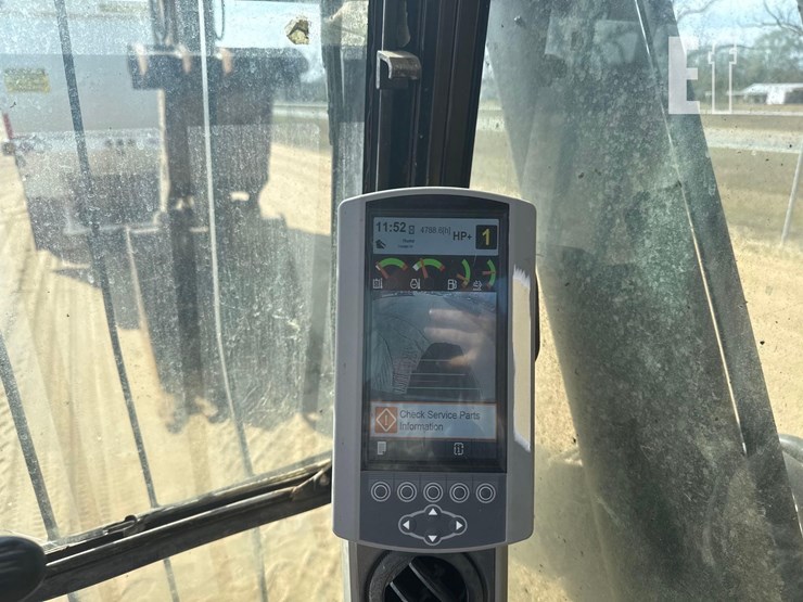 2019-caterpillar-326fl-image-34