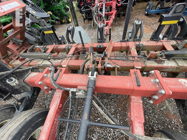 case-ih-2500-image-13