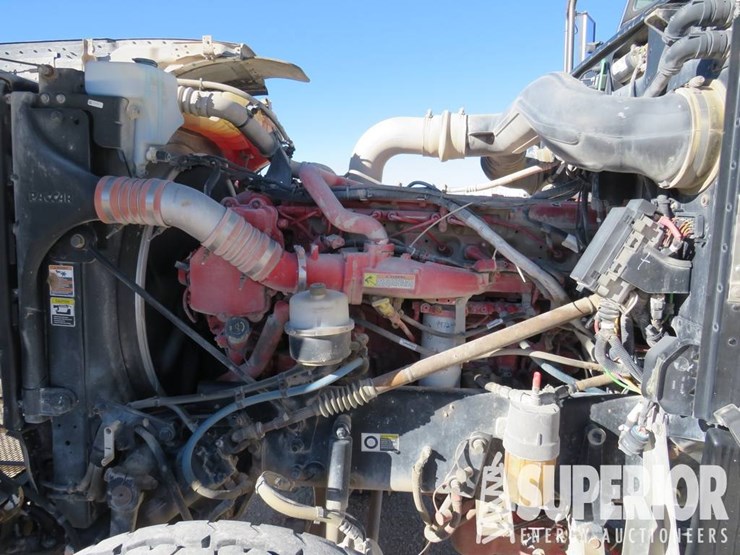 2014-peterbilt-388-image-5