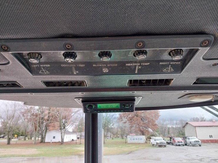 john-deere-4840-image-19