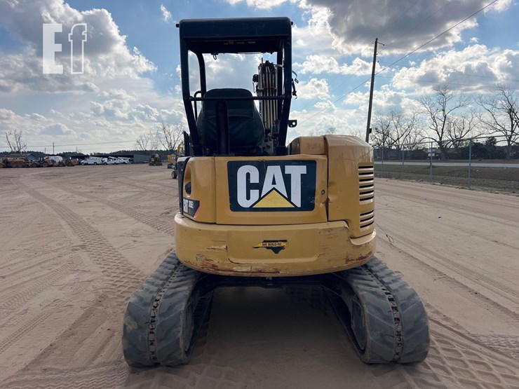 2017-caterpillar-305e2-cr-image-3