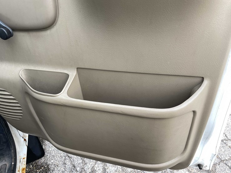 chevrolet-express-3500-image-78