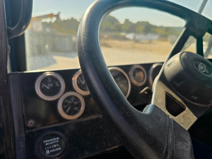 2007-mack-le613-image-66