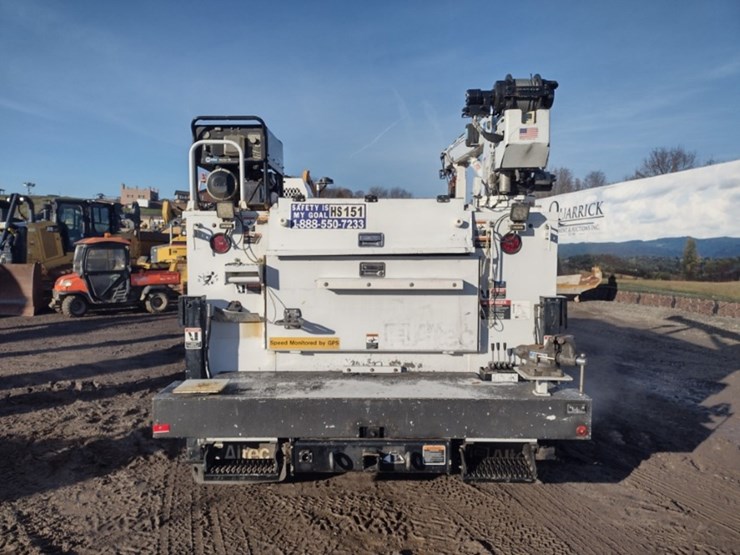 20-ford-f550-image-4