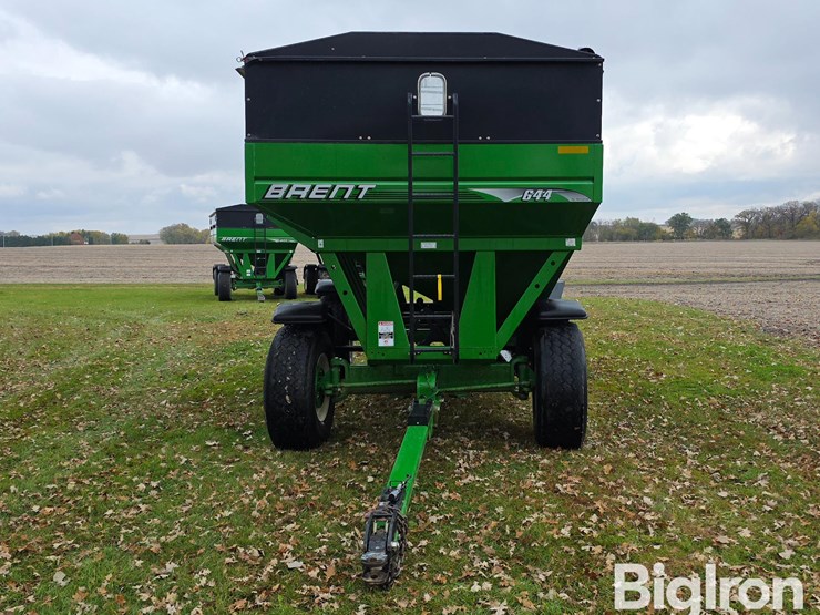 unverferth-brent-gt-644-gravity-wagon-image-2