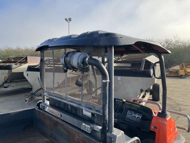 kubota-rtv900-image-10