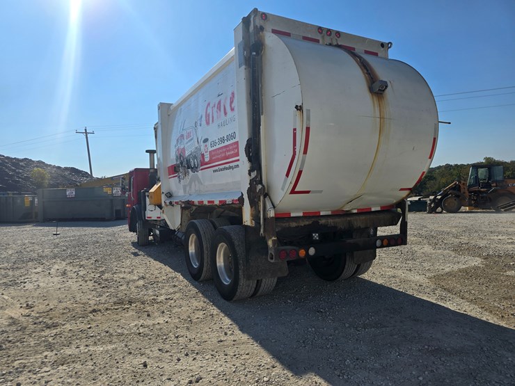 2007-mack-le613-image-18