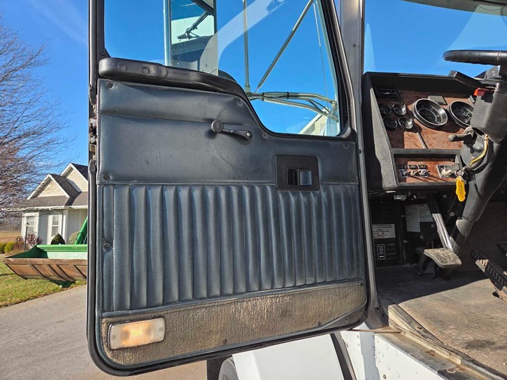 kenworth-t800-image-50