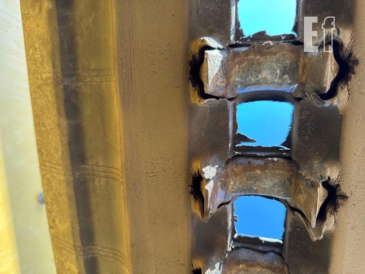 2018-caterpillar-299d2-image-12