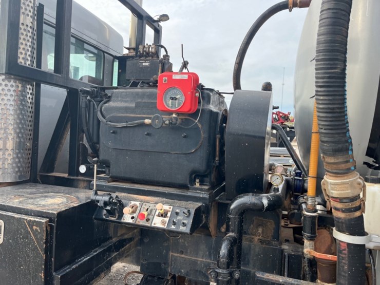 2007-kenworth-t800-image-16