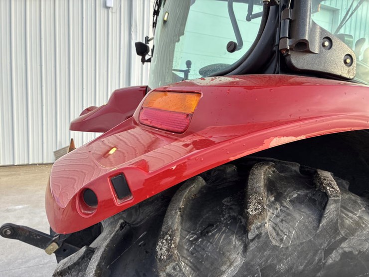 case-ih-mxu130-image-24