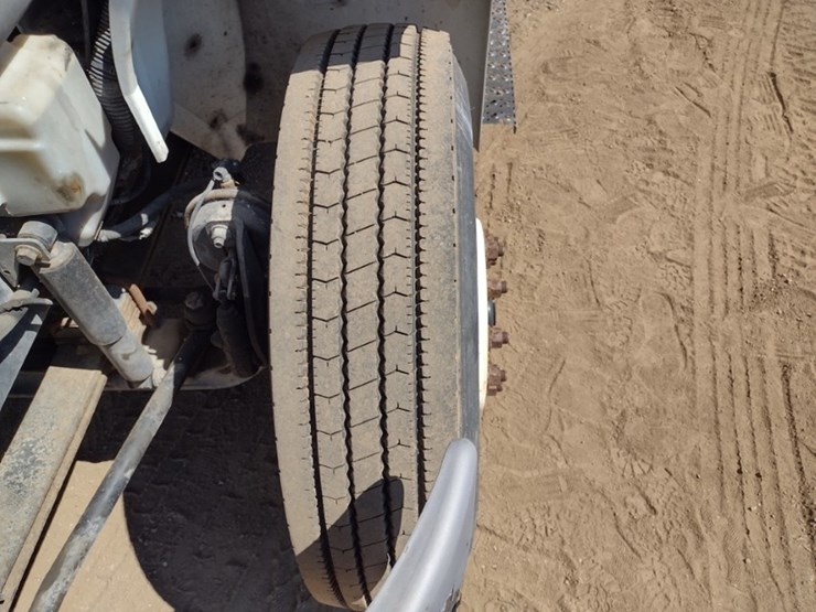 international-durastar-4300-image-18