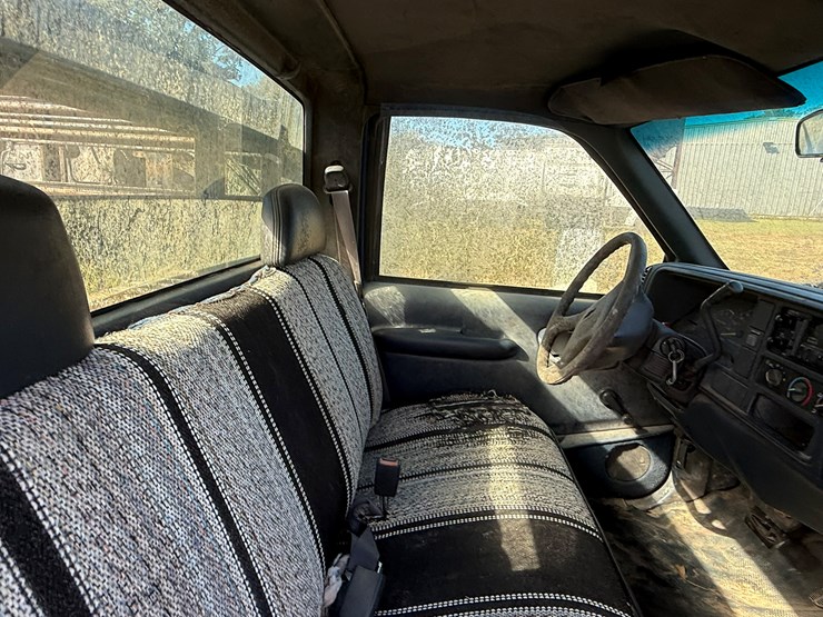 chevrolet-3500-image-25