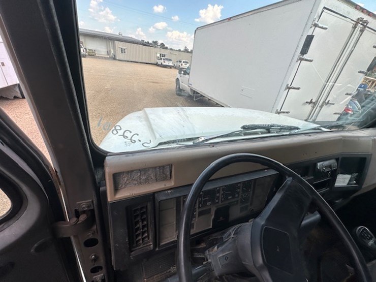 1994-international-4700-image-28