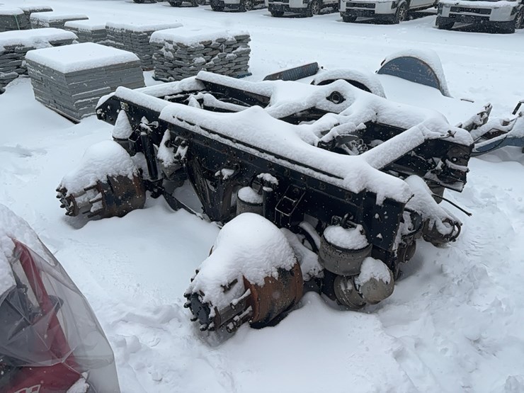 tandem-axle-truck-frame-cutoff-truck-parts-&-accessories-image-3