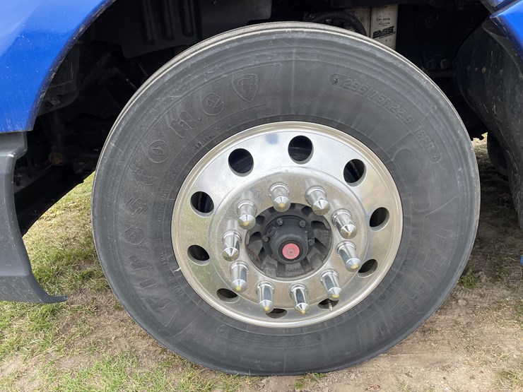 kenworth-t680-image-28