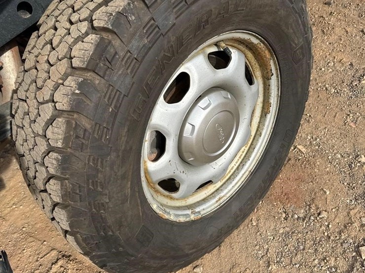 ford-f150-xl-image-18