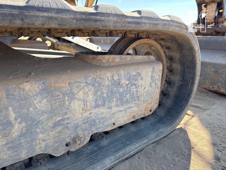 2020-takeuchi-tb260-image-15