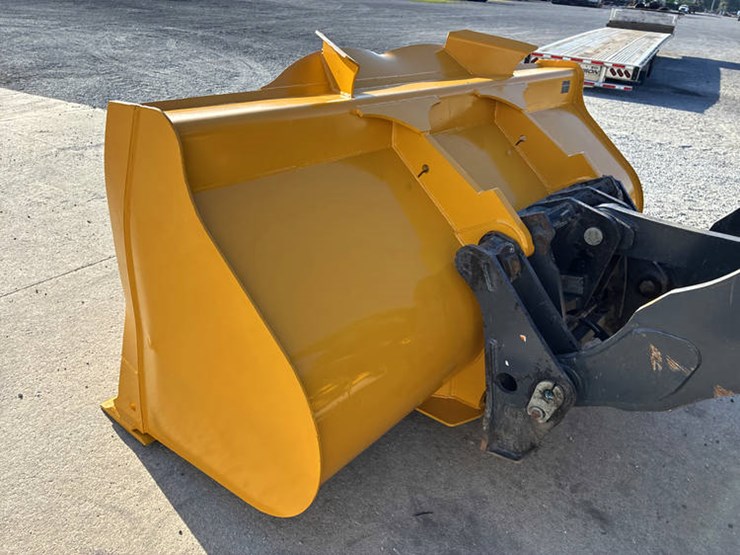 #122215-•-2019-jd-524l-#1dw524lzekf700961-image-15