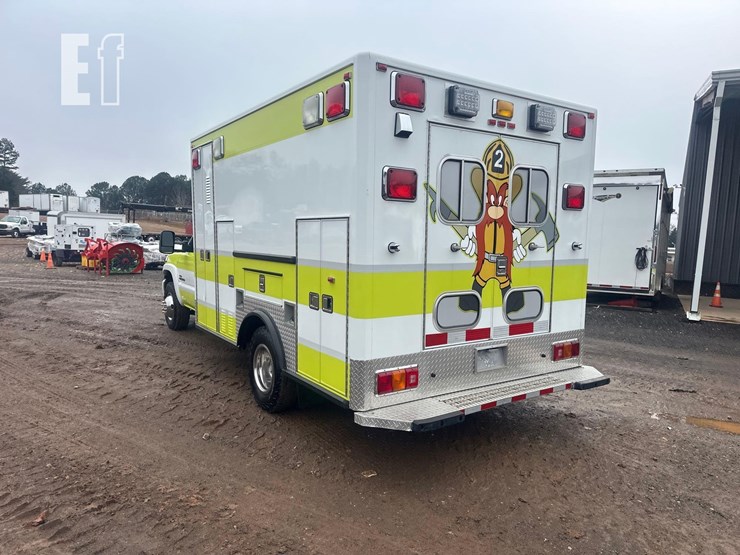 2006-gmc-sierra-3500-image-8