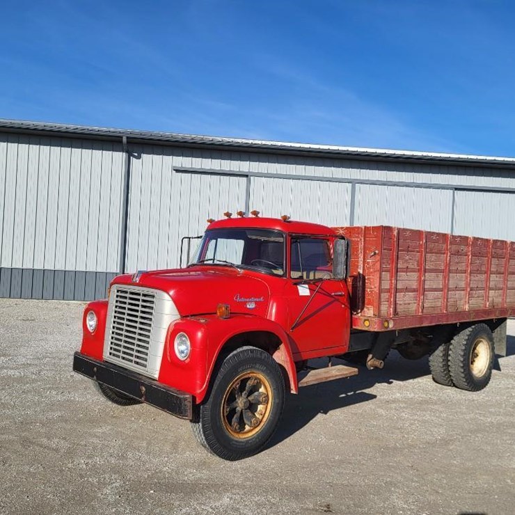 1970 INTERNATIONAL LOADSTAR