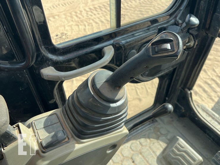 caterpillar-308e2-cr-image-37