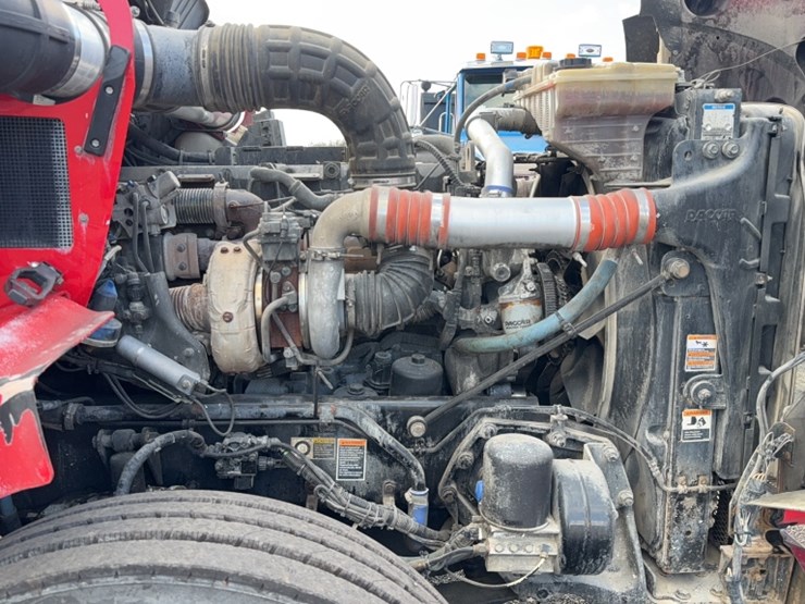 2014-kenworth-t800-image-19