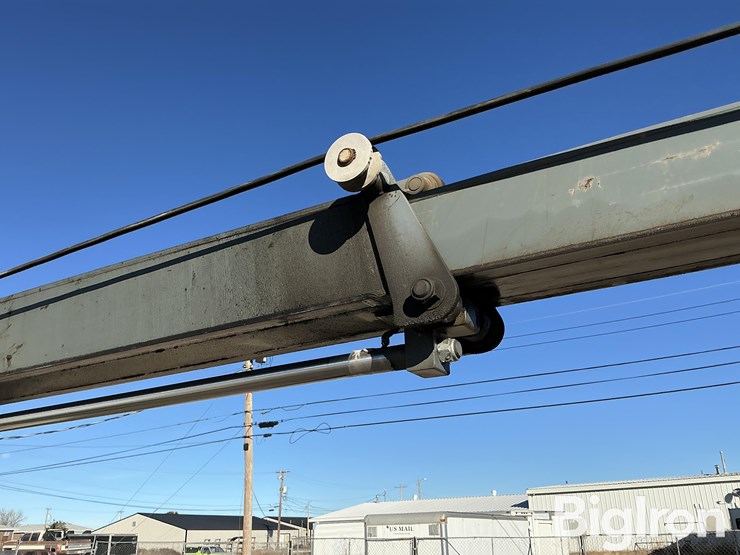 2004-terex-th842-image-16