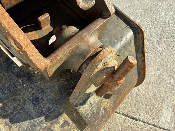 volvo-ecr88d-image-14