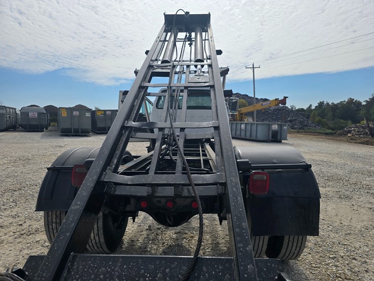 2004-ford-f650-image-93