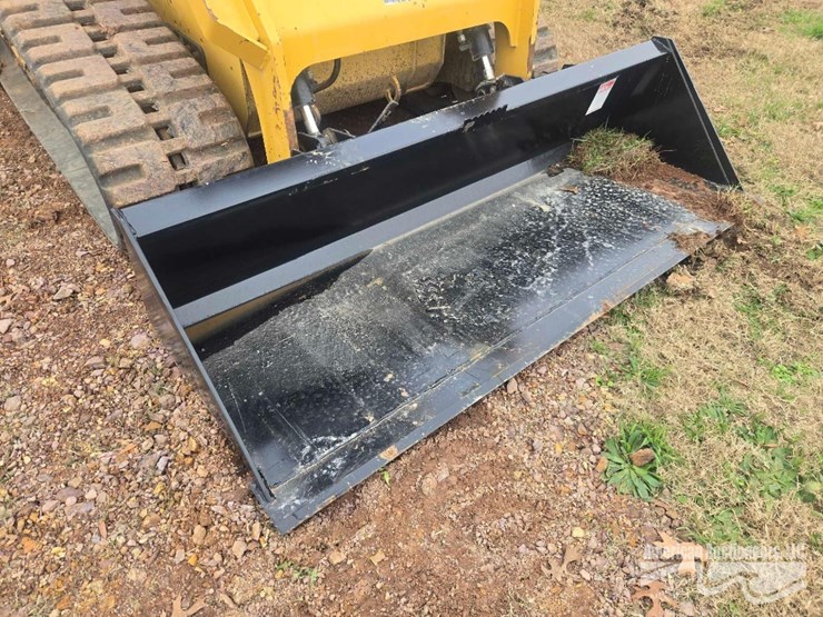 2019-caterpillar-299d2-xhp-image-11