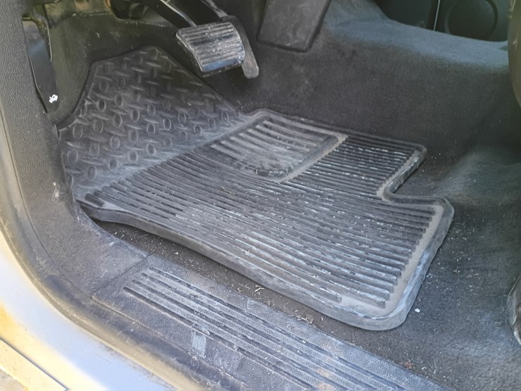 chevrolet-silverado-1500-image-32