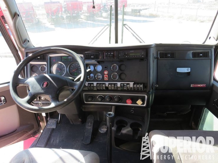 kenworth-t800-image-12