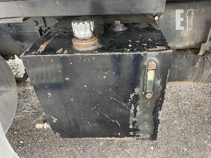 2006-sterling-l8500-image-40