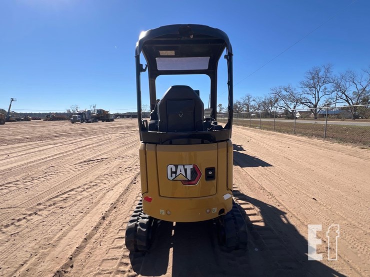 2022-caterpillar-301.5-image-3