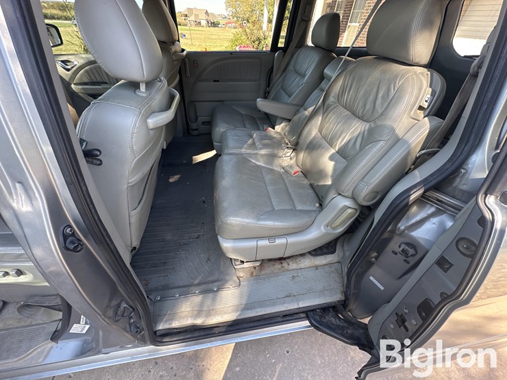 2007-honda-odyssey-image-18