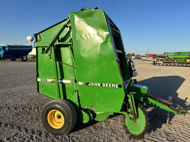 john-deere-535-image-3