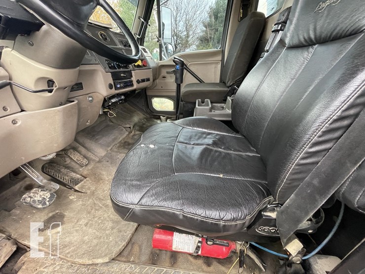 2006-sterling-l8500-image-8