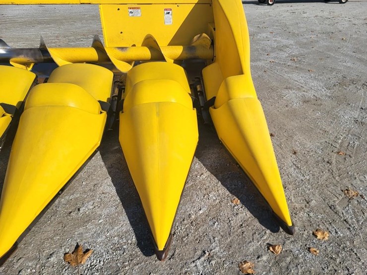 new-holland-98c-image-12