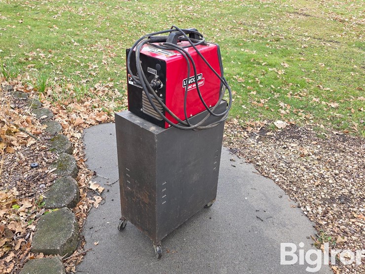 lincoln-sp-125-plus-wire-welder-image-5