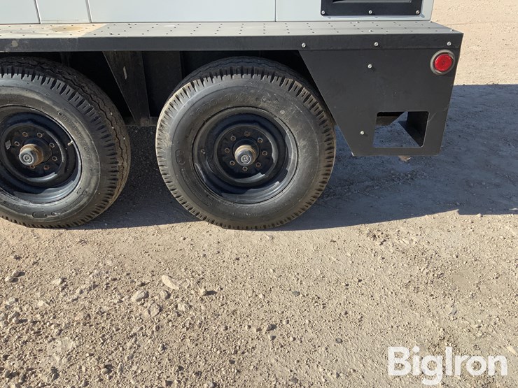 2011-doosan-150kw-t/a-portable-diesel-generator-image-10