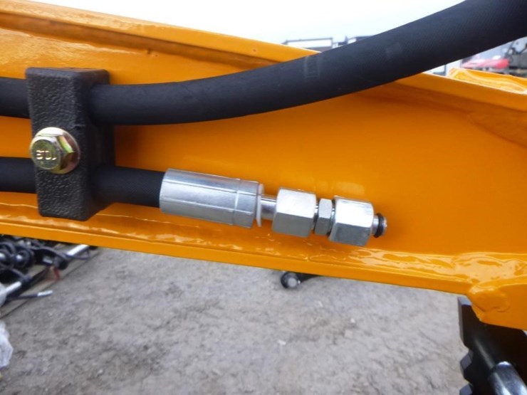 2025-vicsec-vc13-hydraulic-excavator-image-13